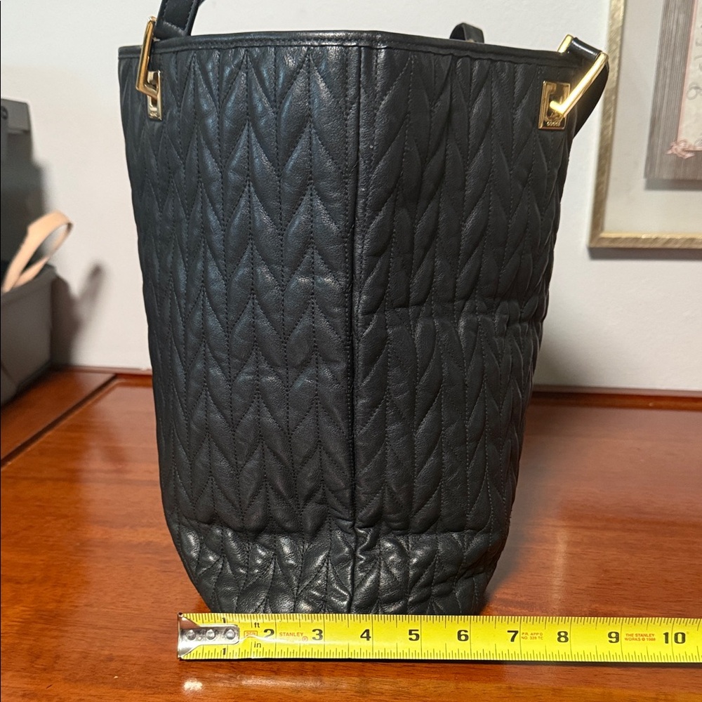 Authentic Black Gucci Quilted Leather Tote with Gold Hardware & GG wallet - Picture 3 of 16